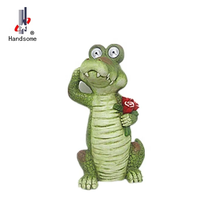 18" lovely resin crocodile statue with LED light for grden decoration