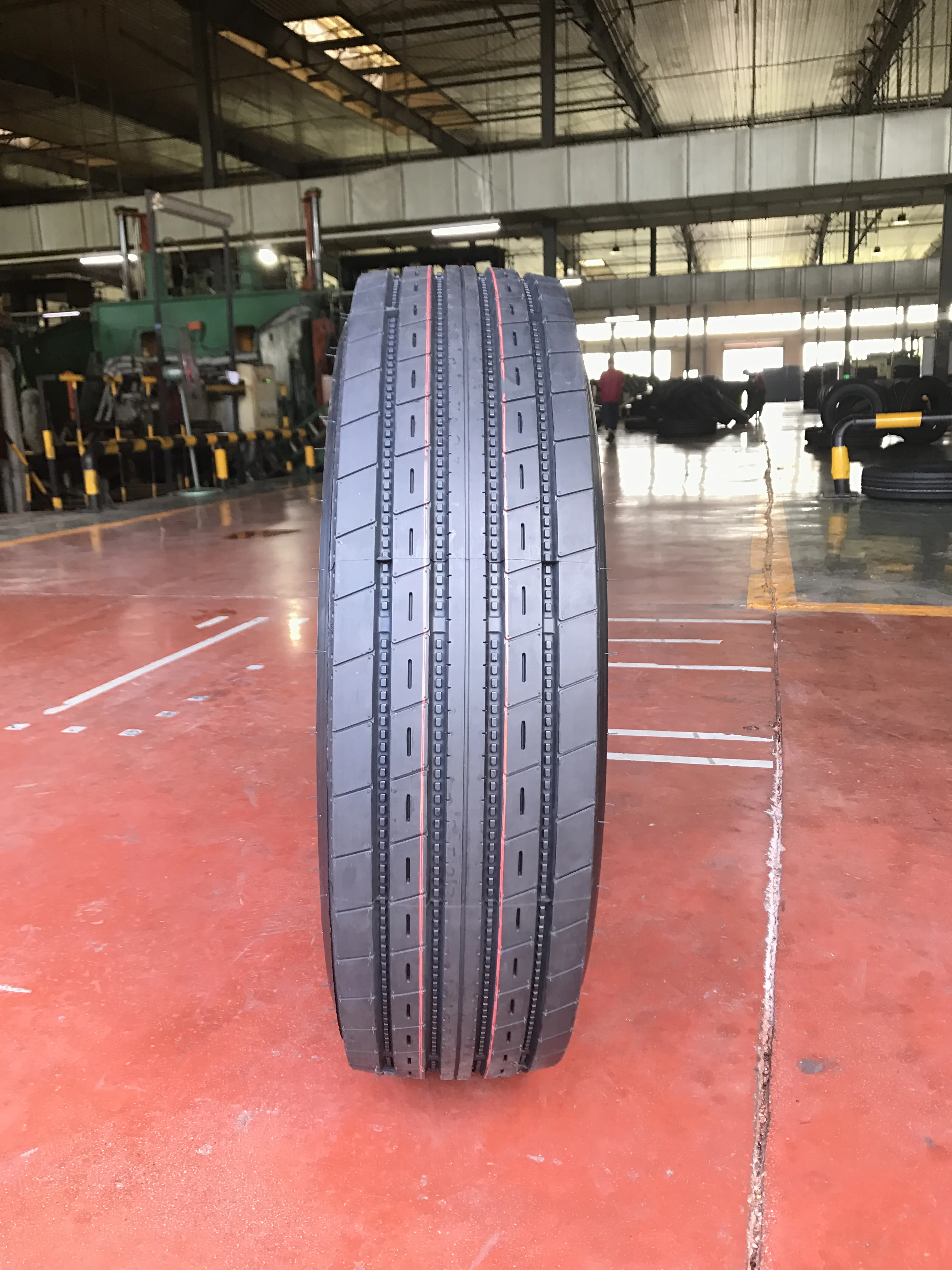 Автомобильные шины для прицепов St175/80r13 St205/75r14 St205/75r15 St225/75r15 St235/80r16 Amrican