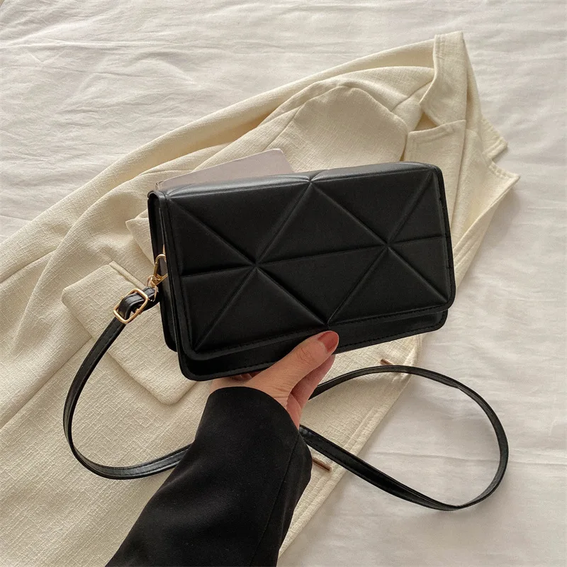 New fashion indentation crossbody simple casual ladies bags in china wholesale fashion bag 2024