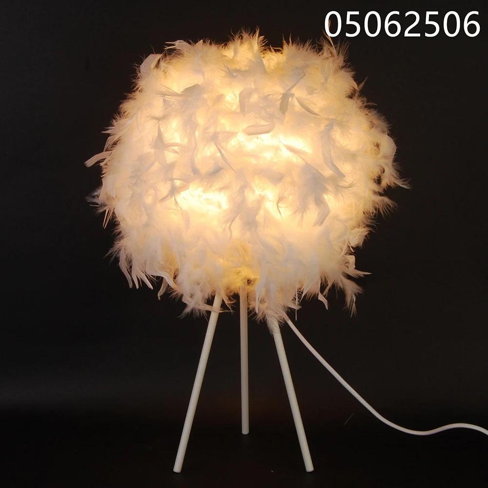 Custom Classic European Style Glass Indoor Lighting Iron Loft Pinky Feather Lamp Floor
