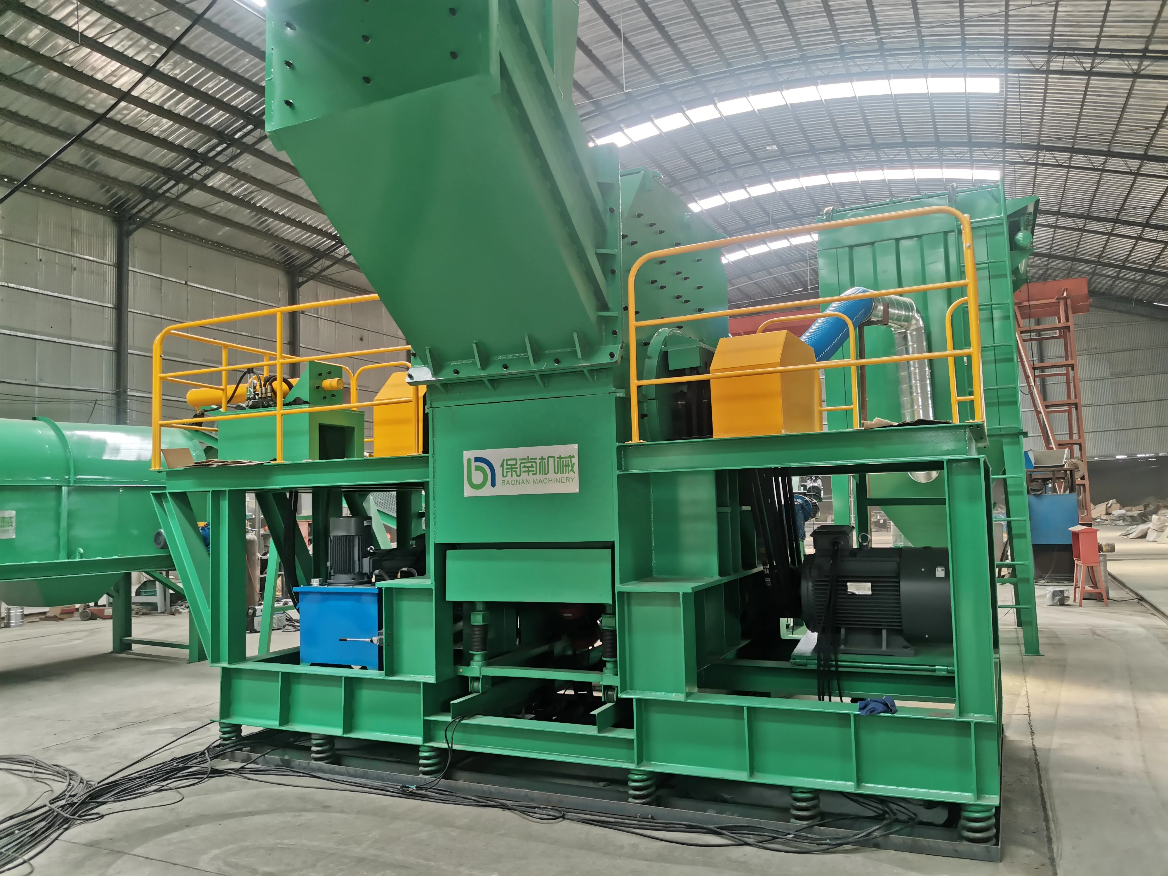 High quality series single axis shredder large long PE PVC thick wall pipe hard block plastic