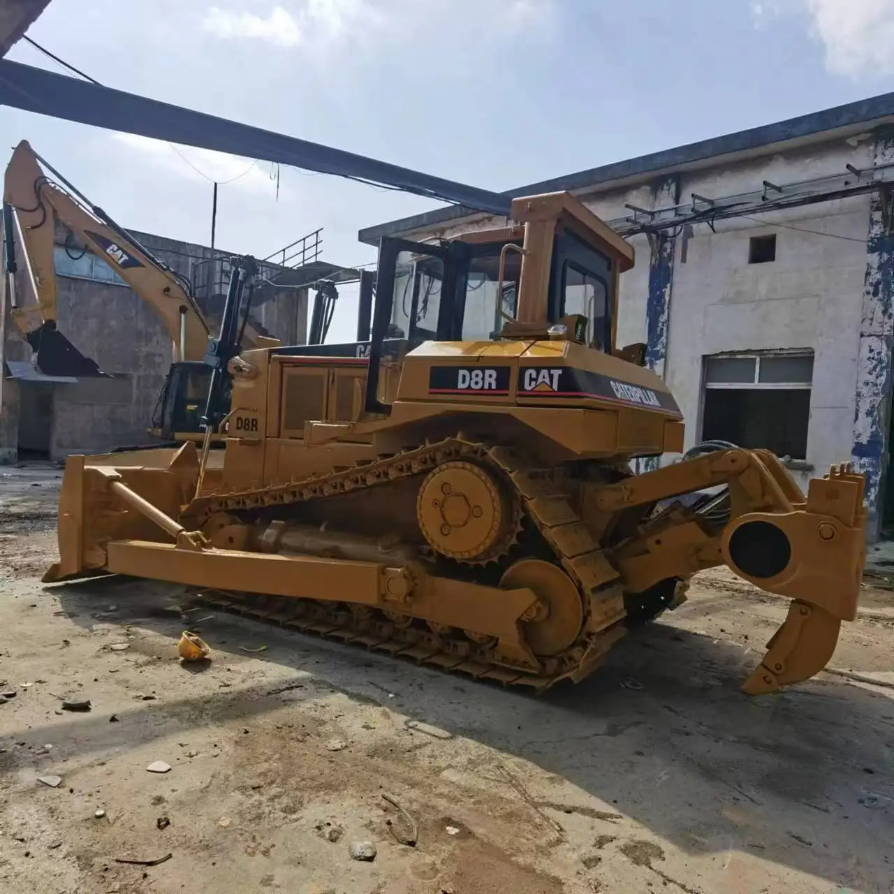 Japan used cat bulldozer Original high quality D8R D9R D7G D7R D6 d11r d5n crawler dozer earth-moving equipment
