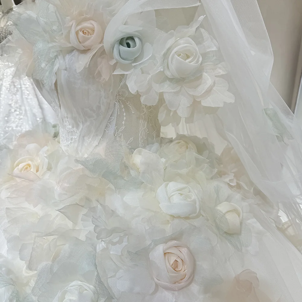 Elegant Short Sleeve Ball Gown Wedding Dress Luxury 3D Floral Appliques Customized Vintage Bridal Gown Dw0087