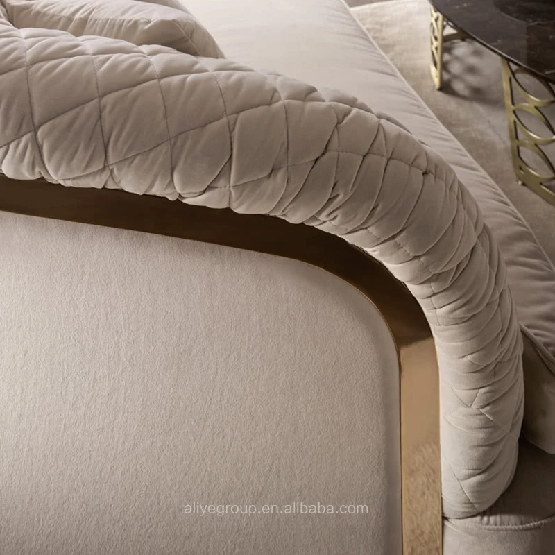 Modern style sectional italy design living room single seater leather sofa, luxury high end velvet arm chair for villa