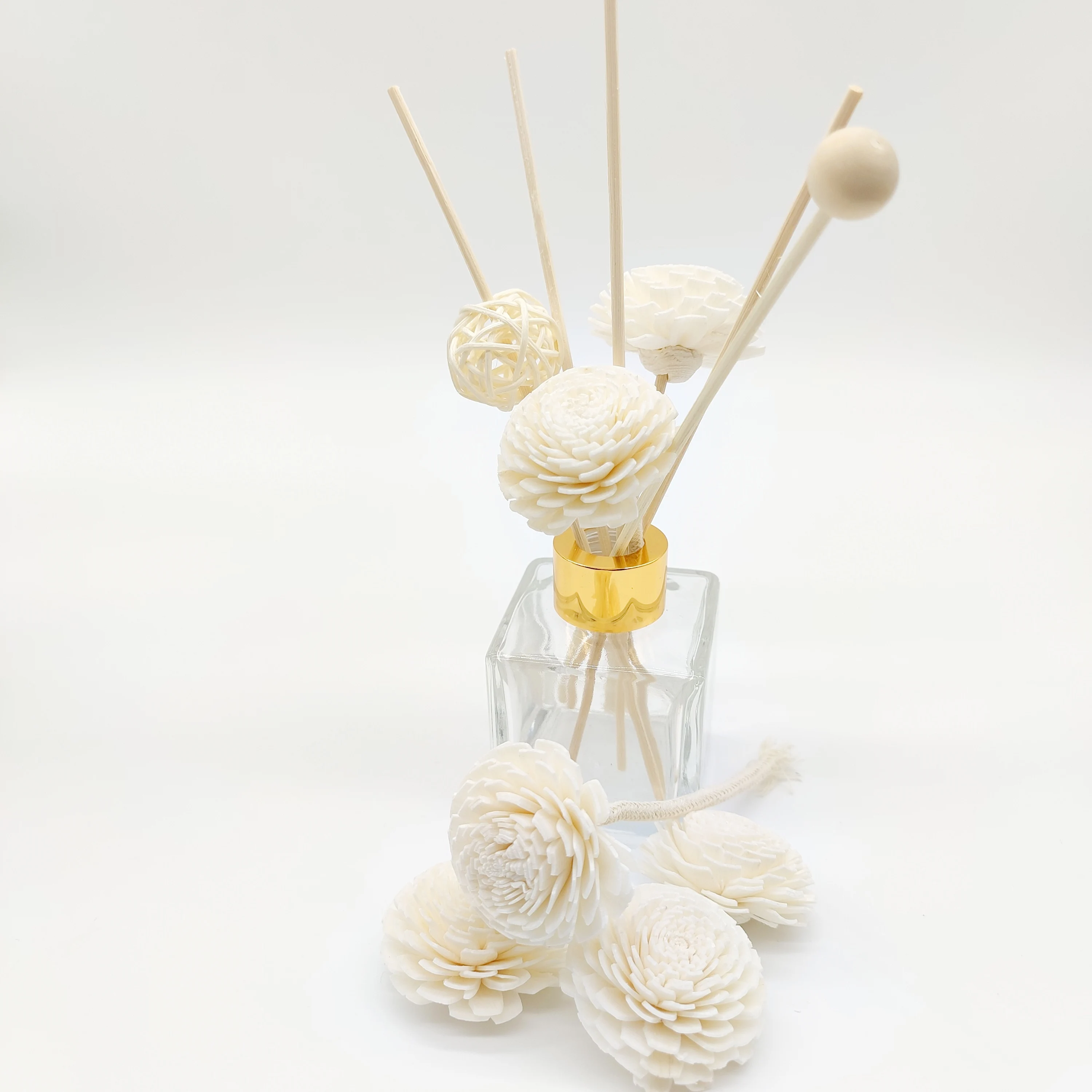 2024 New Products Hot Sale Natural White Sola Flower with Cotton Ropes Reed diffuser Flower stick