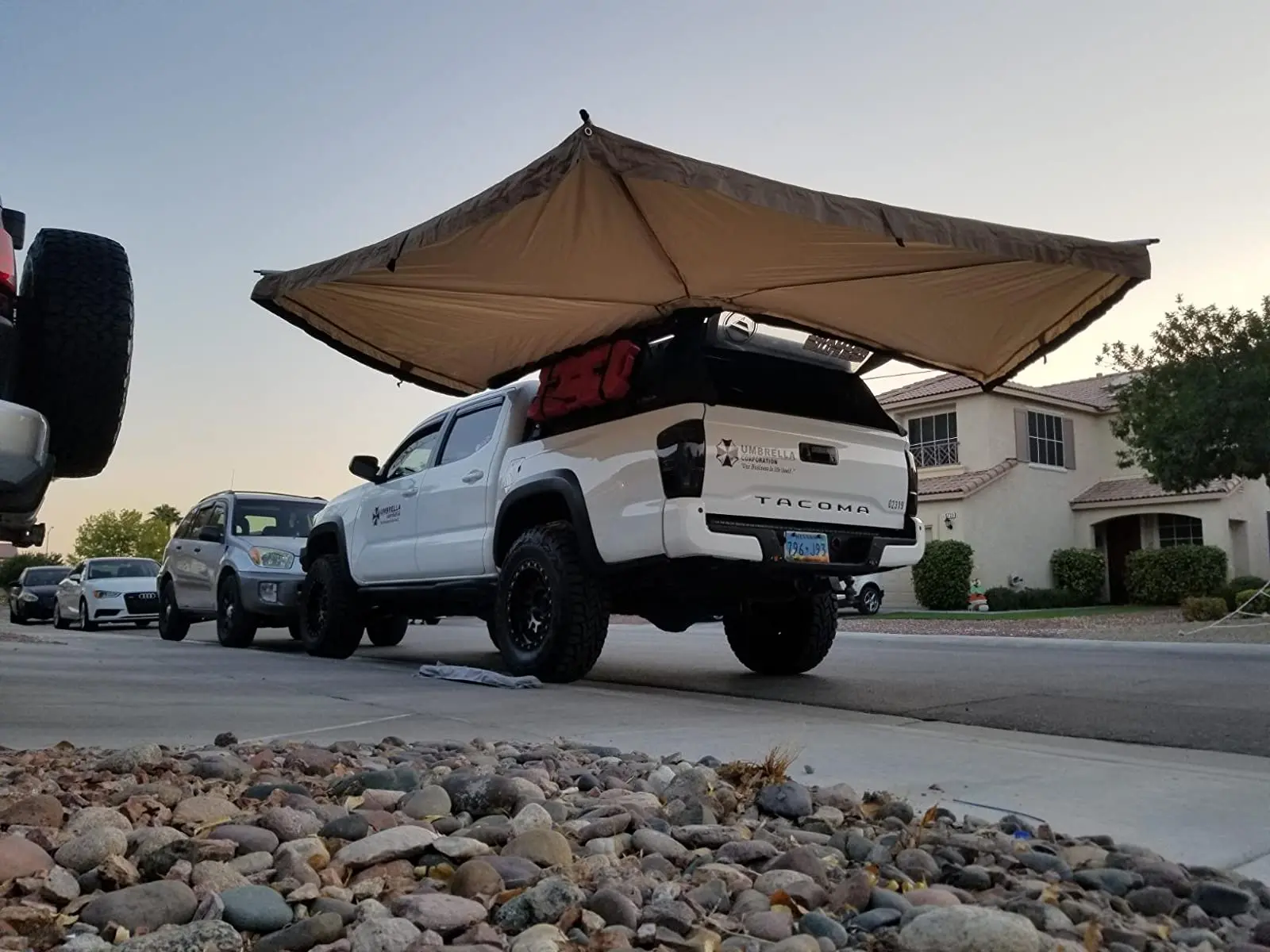 
DANCHEL OUTDOOR Rainproof Sun protection Car Sector Awning 270 degree Awning Side Rooftop Tent 