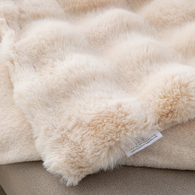 Soft Stylish Luxury Warm Embossed Tie Dye Ruched Bubbly Rabbit Faux Fur Minky Throw Blankets For Winter