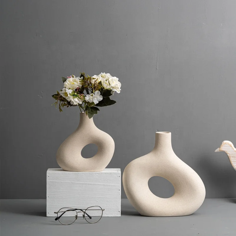Modern Nordic Minimalism Ceramic & Porcelain Vases Circular Flower Ornaments for Home Decor