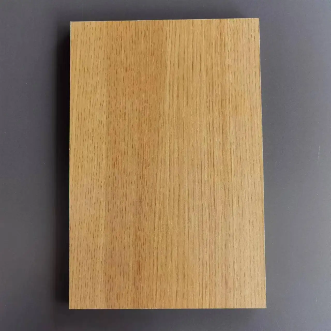 Melamine Laminated 18mm MDF Board Melamine Film Sheet for Furniture and Kitchen Cabinet