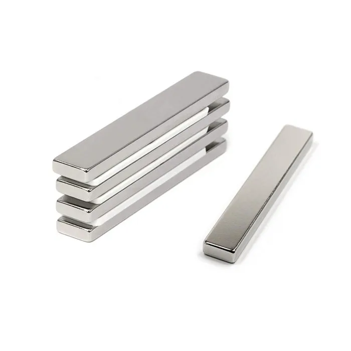 Super Strong Magnetic Material Customized Sintered N52 Rare Earth Magnets