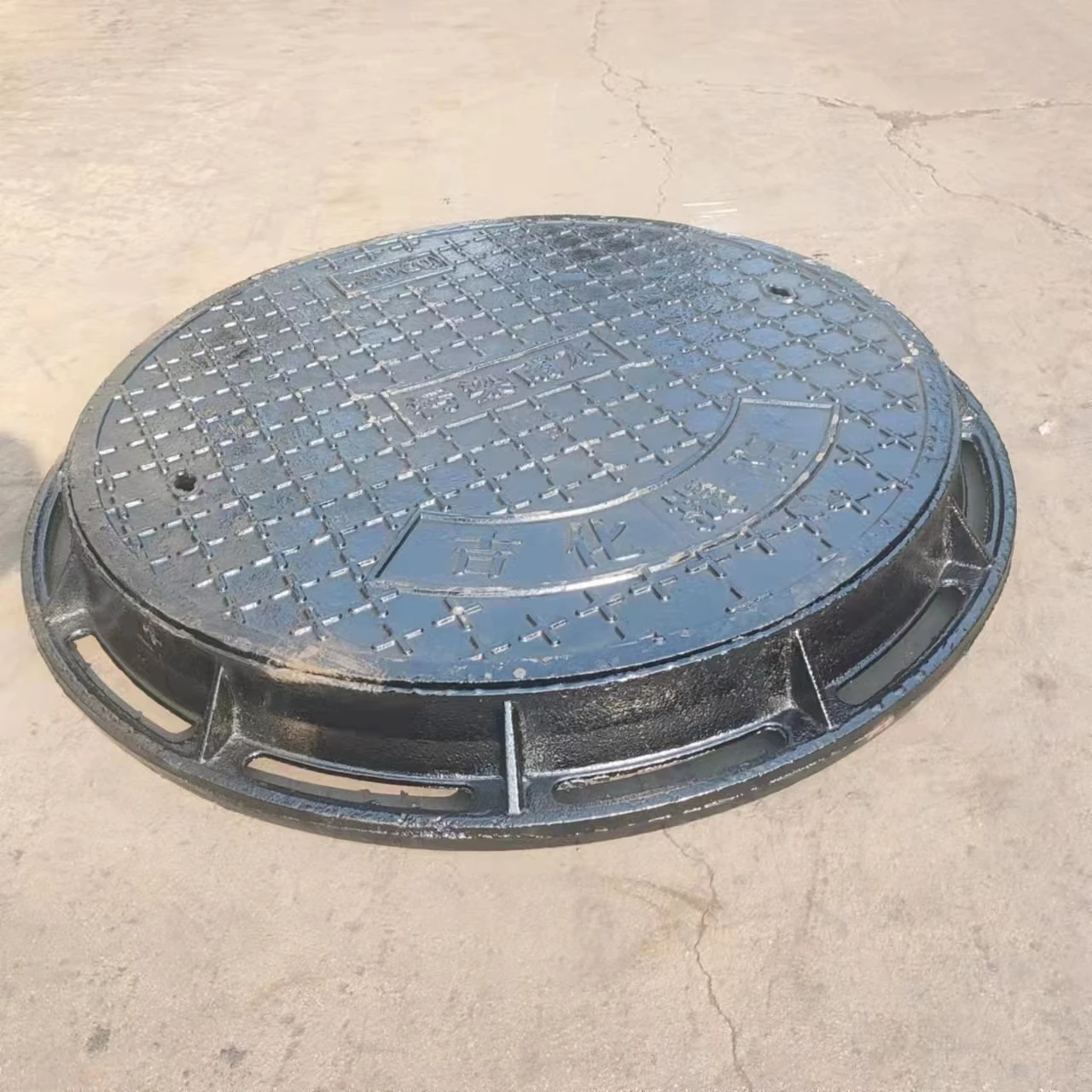 Customized 400KN High Pressure Ductile Iron Manhole Cover Premium Casting Services Product