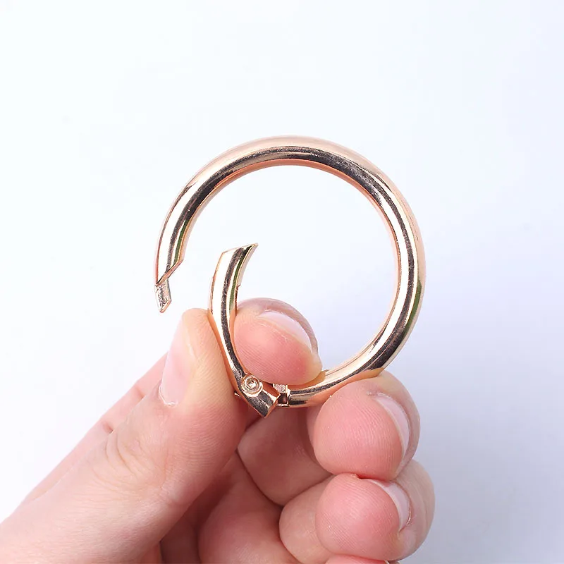 custom zinc alloy metal spring keyring hoop colourful key chain accessories Round Carabiner Snap Rings