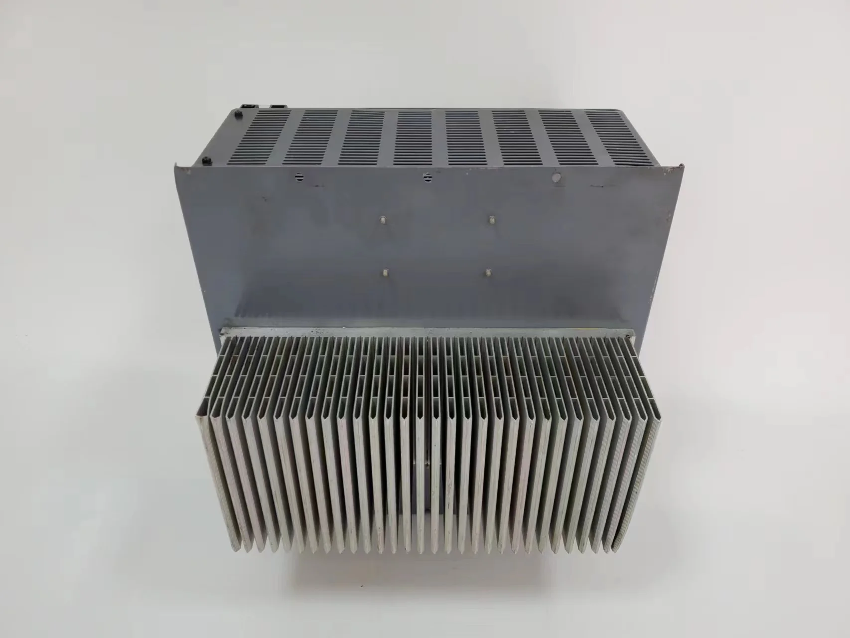 Сервоусилитель AE14A AE42A AE56C AE85B AE120A AE180A AM180A AM85 AE240A сервопривод AR85A AR56A для TOSHIBA MACHINE AMP