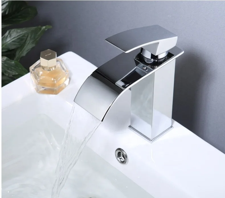 Hot Sale Style New Design Single Lever Brass Mixer Chrome Waterfall Tap Bathroom Wash Basin Faucet