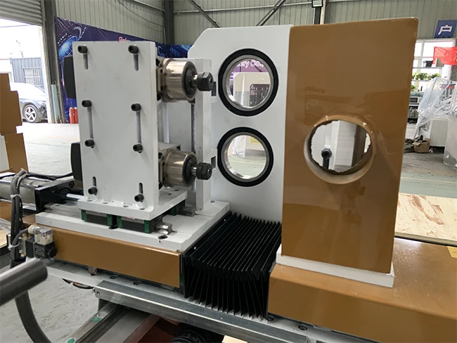 WISDOM CNC wood lathe machine with digital display