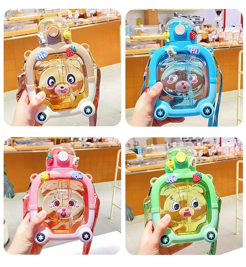 Pot-bellied Cup explosions bear plastic cups cute kettle children cartoon men and women large capacity magic bear cups.