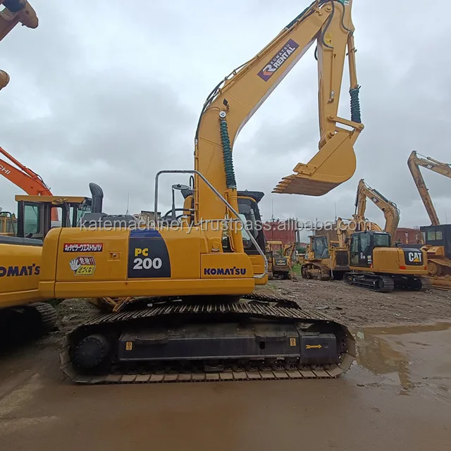 В наличии PC200-8 экскаватор Komatsu 20 тонн