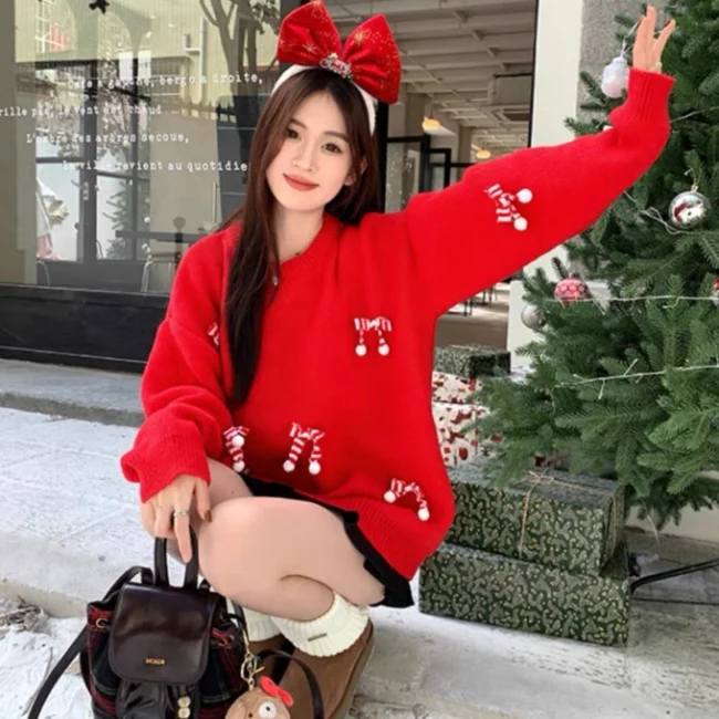 Custom OEM and ODM Winter Christmas color scheme Fashion loose casual knitted sweater  for women