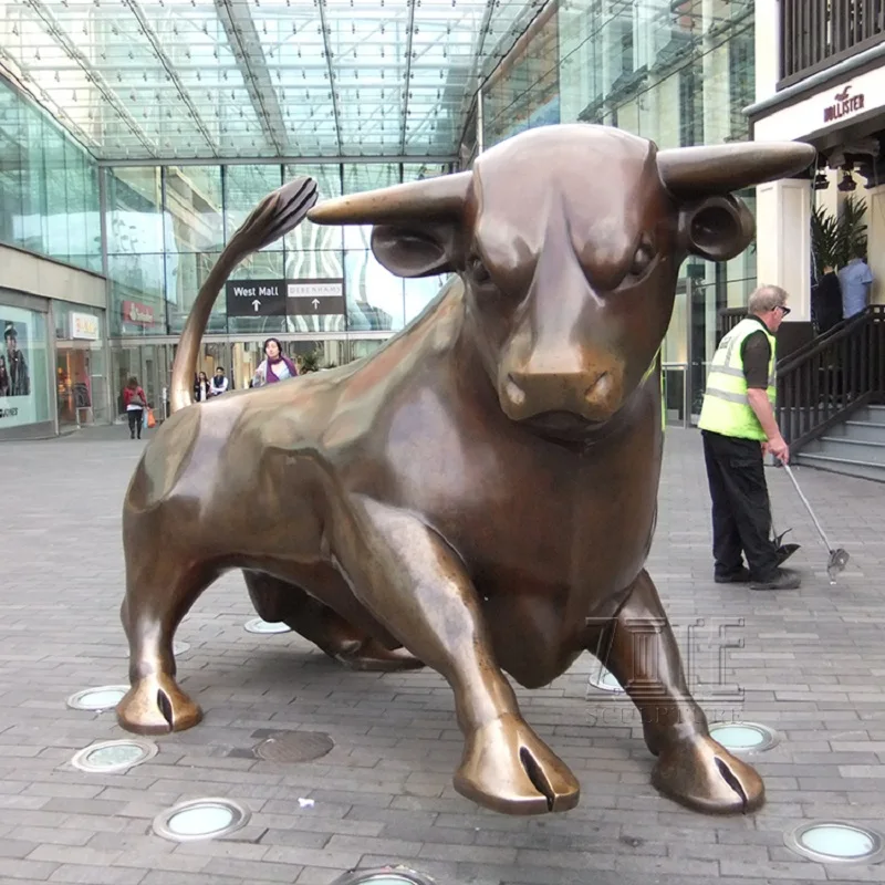 Hot Cast Menthod Large Brass Bull Statue