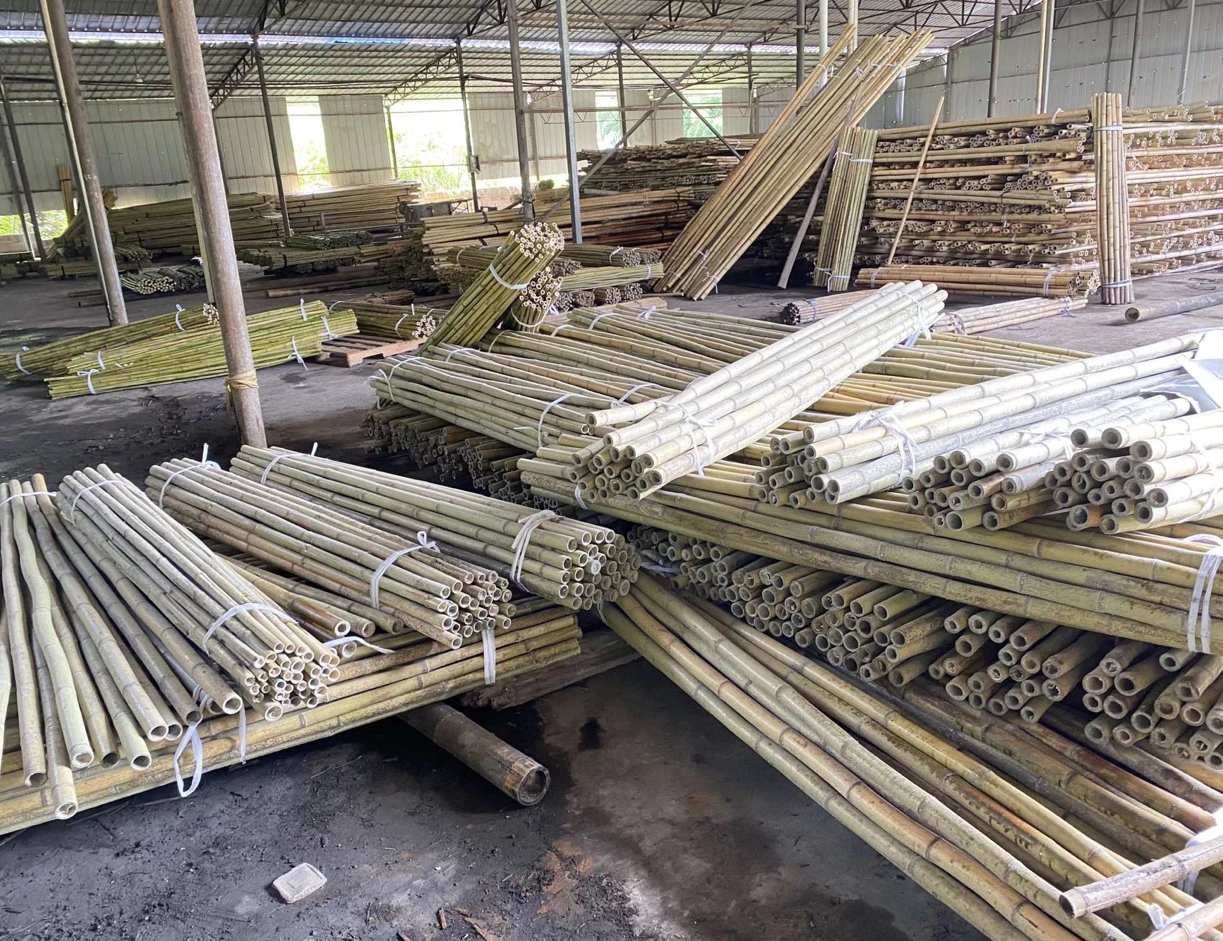 Eco-friendly Tonkin Bamboo Supplier Bamboo Cube Stick Poles Wholesale Long Bamboo Pole
