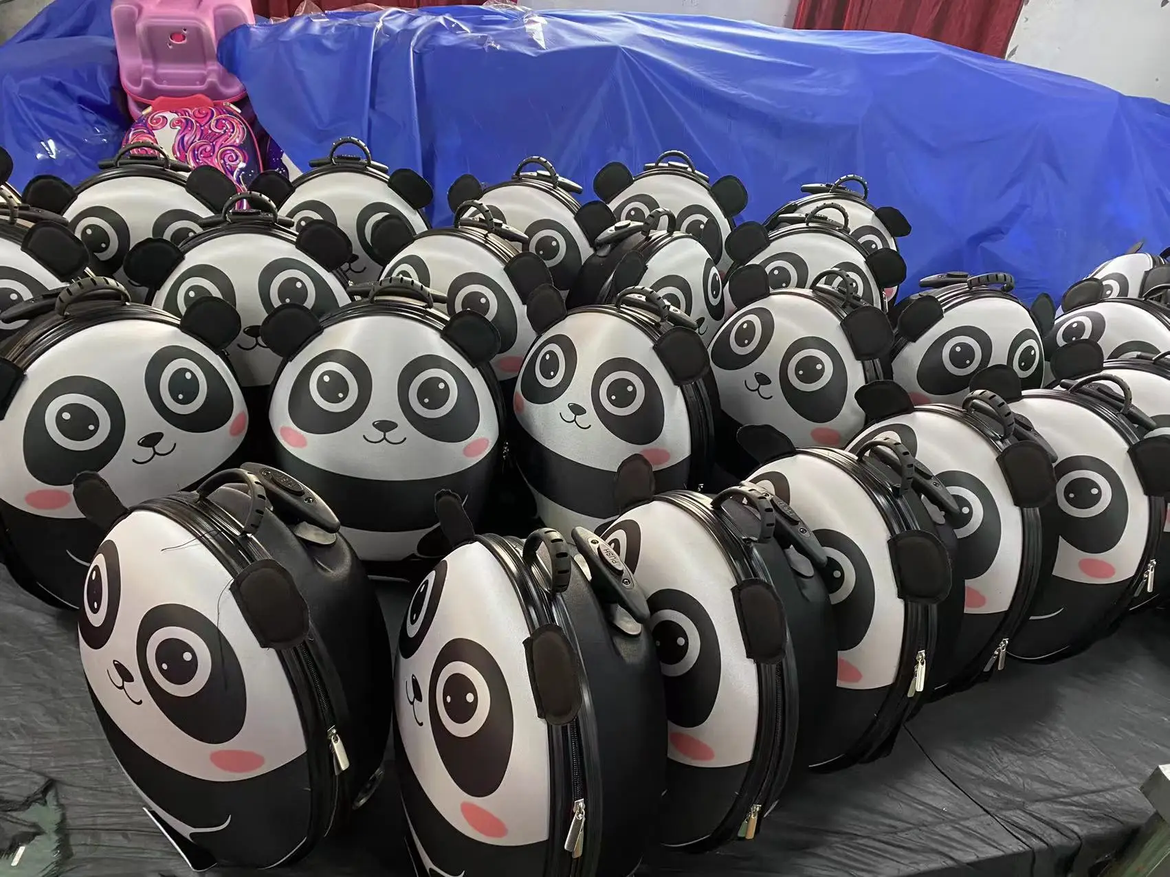 Luggagekids designer travel set manufacturer EVA material world trolley bag and luggage