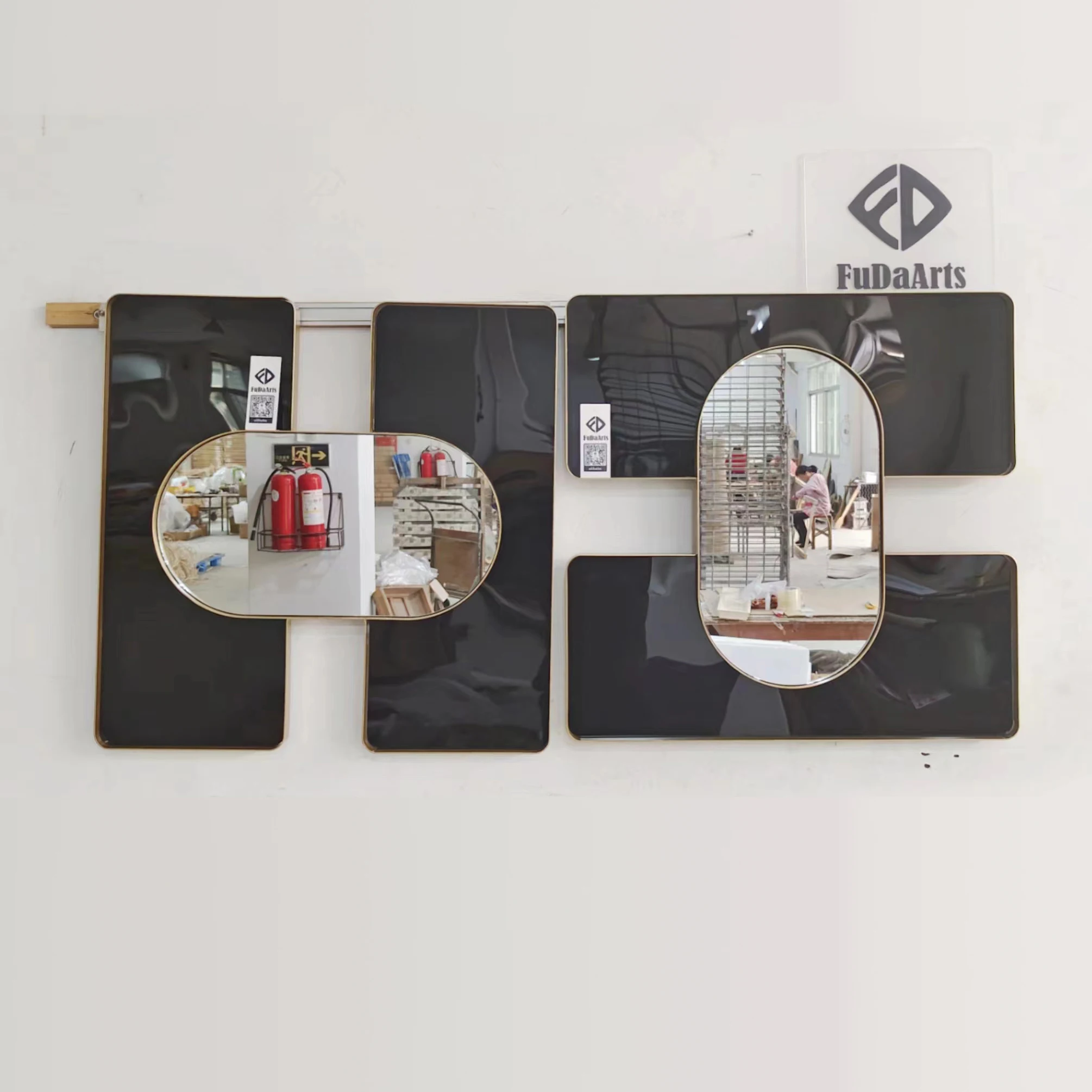 60CM 2024 New Nordic Modern Simple Iron Art Wall Hanging Light Luxury Creative Decoration Mirror Home decor wall dropshipping