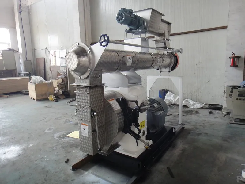 Large Capacity 1-10 T/H Pullet Poultry Feed Pellet Making Machine For Farm