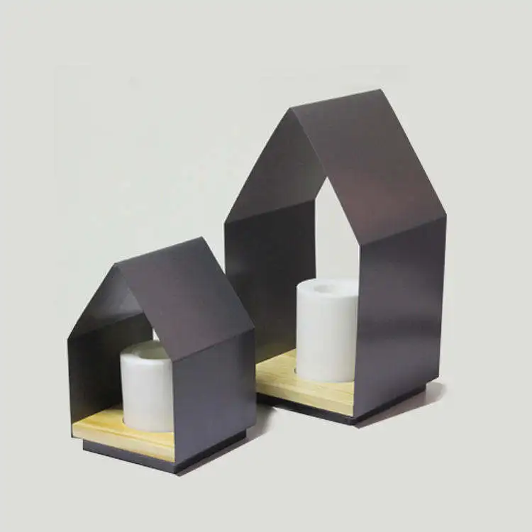 2024 Cheap price Large size cottage shape black Iron battery powered electronic candle table decor lights