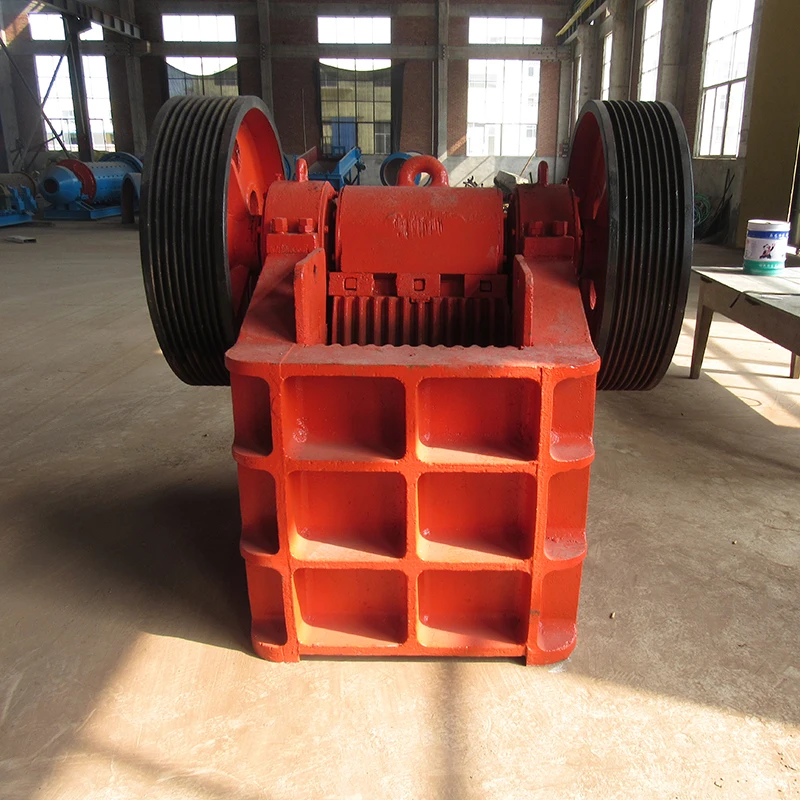 Hot selling factory price small mobile jaw crusher for hard rock ore PE150x250 PE220x350 PE250x400 diesel engine drive