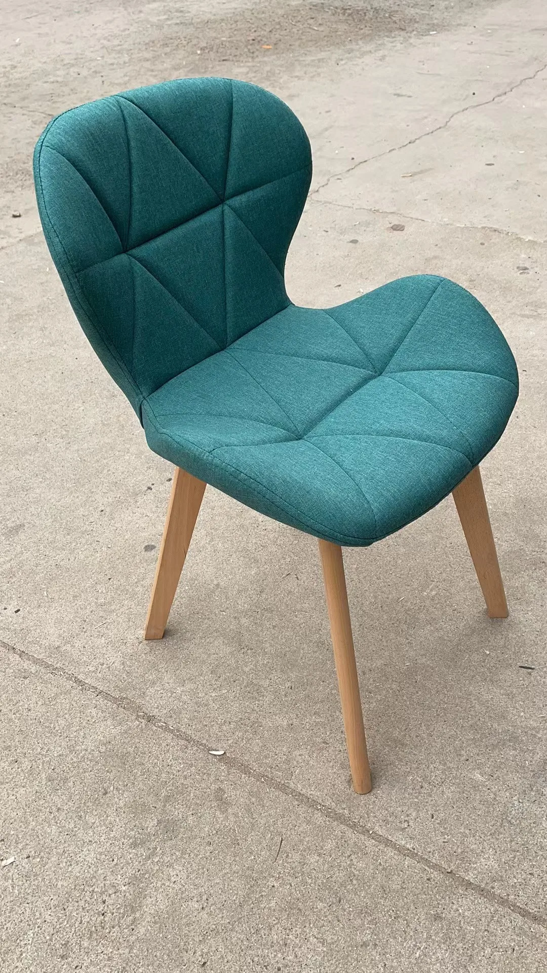 Popular Luxury Yellow Crossed Wooden Legs Dining Chair Velvet Accent Chairs Nordic Silla Fabric PU Seat Solid Wood Frame Chair