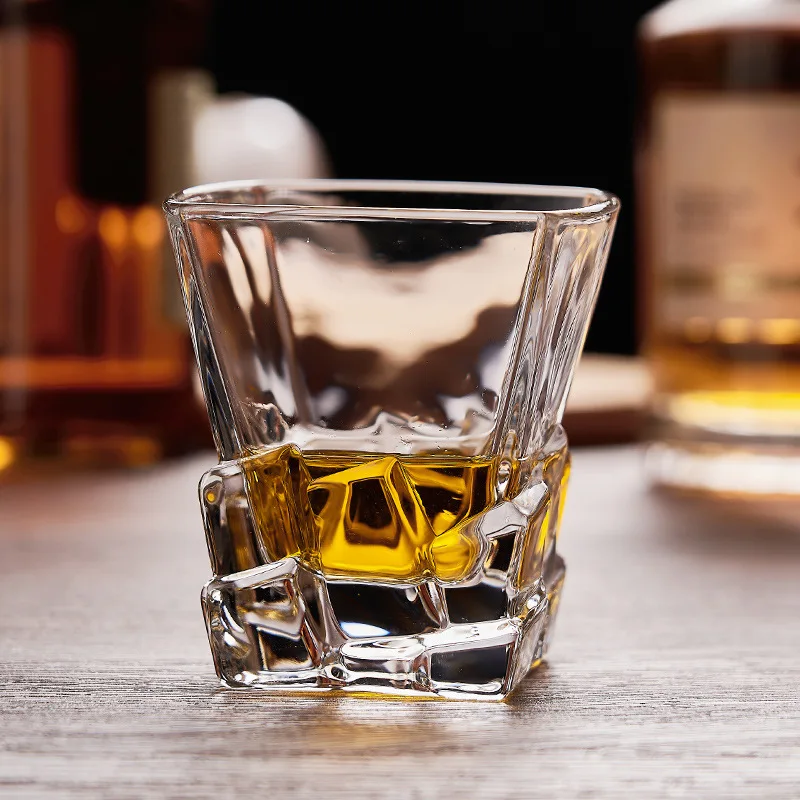 SQ115 Creative European Glass Whisky Mug Cup Embossed Crystal Whisky Glass Tumbler Household Water Glass Cup