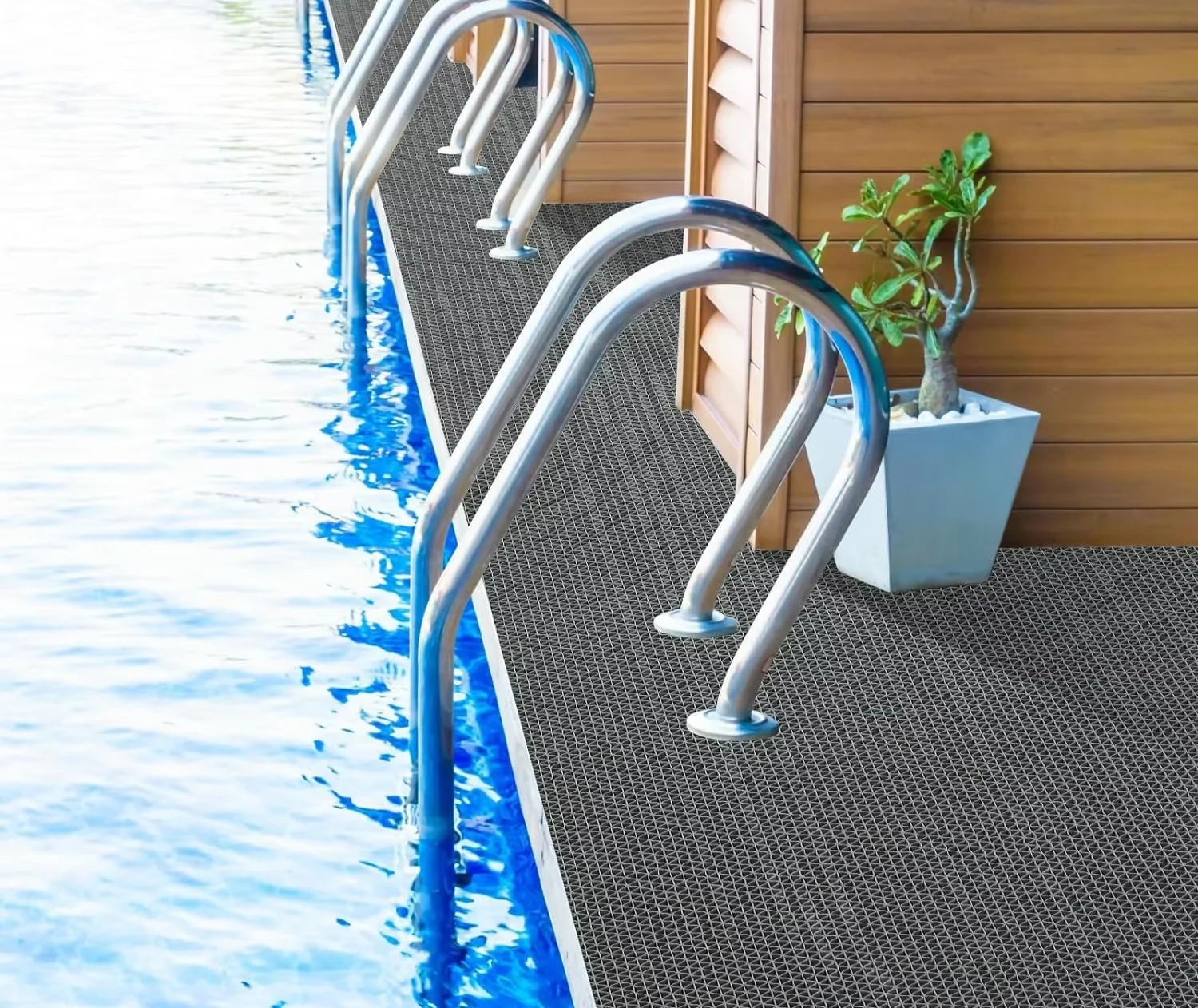 Industrial pattern 3mm best price anti-skid PVC Plastic Rubber Floor Mats for industrial garage factory Kitchen Swimming Pool