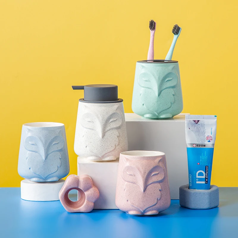 New design in 2022 modern Lovely sheep animal style ceramic bathroom product accessories set Chinese Supplier Modern