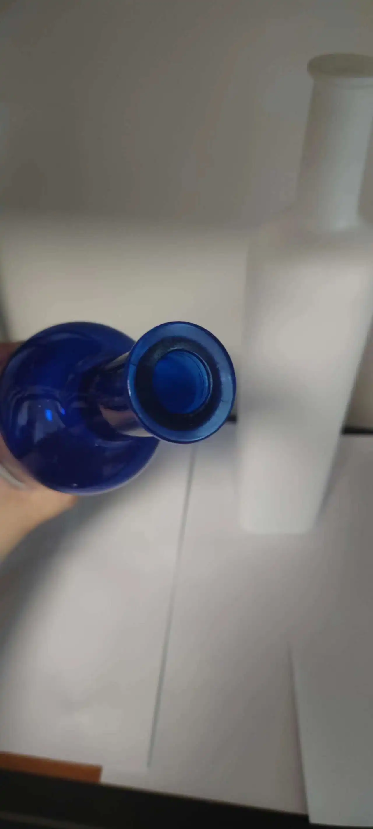 glass  antique blue round wine bottle 700ml 750ml  Vodka glass wine bottle soft sealing cork