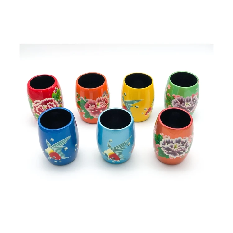 Chinese factory direct sales flower design pattern lacquerware colorful pen holder
