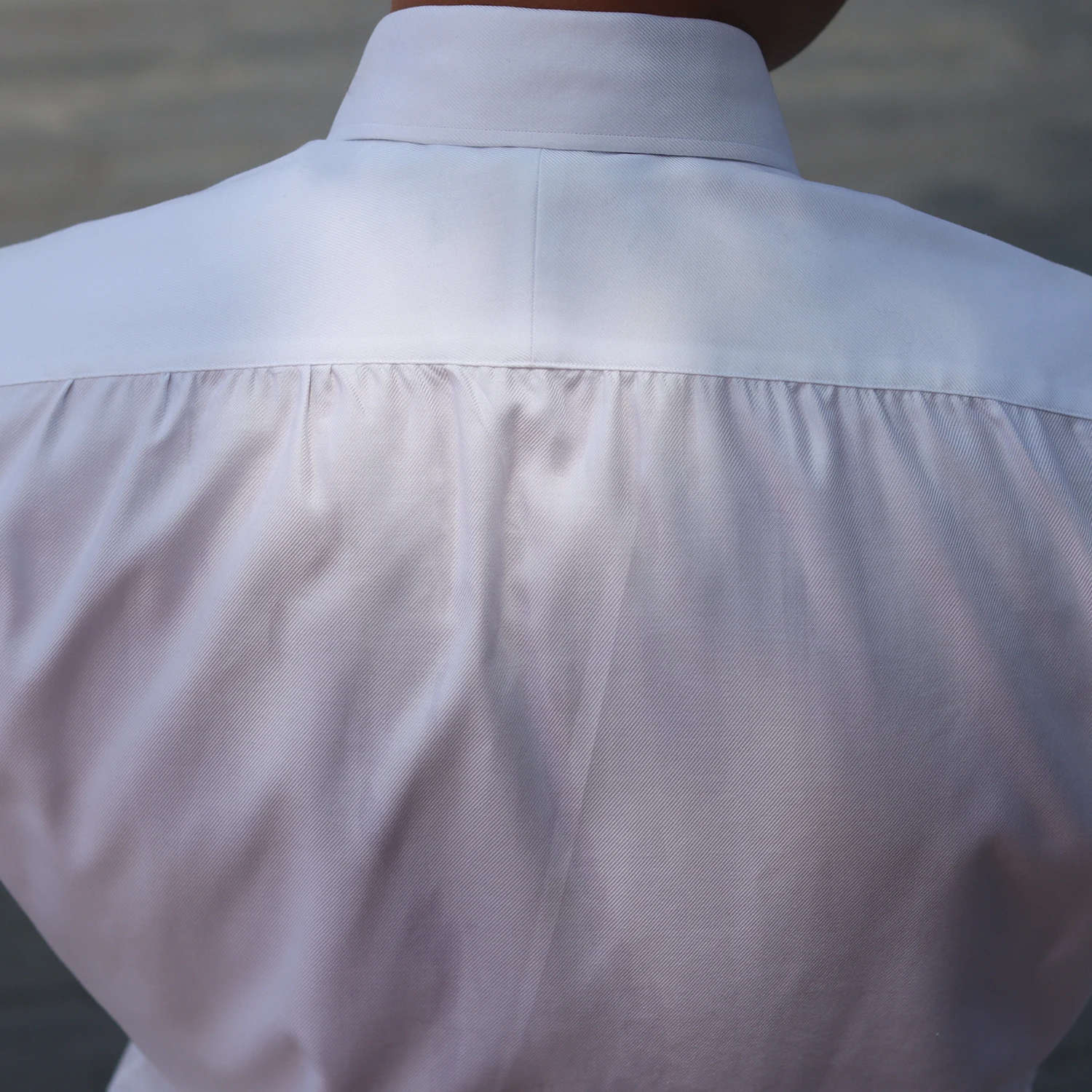 MTM Shirring Shoulder  Anti-wrinkle 100% Cotton Point Collar Shirt Italian Style Napoles Casual Shirt Tailor Custom Mens Shirt