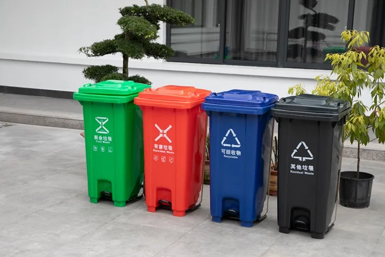 Custom Logo Public Large Outdoor Waste Bin Garbage Container 120 Liter Trailer Type Trash Can