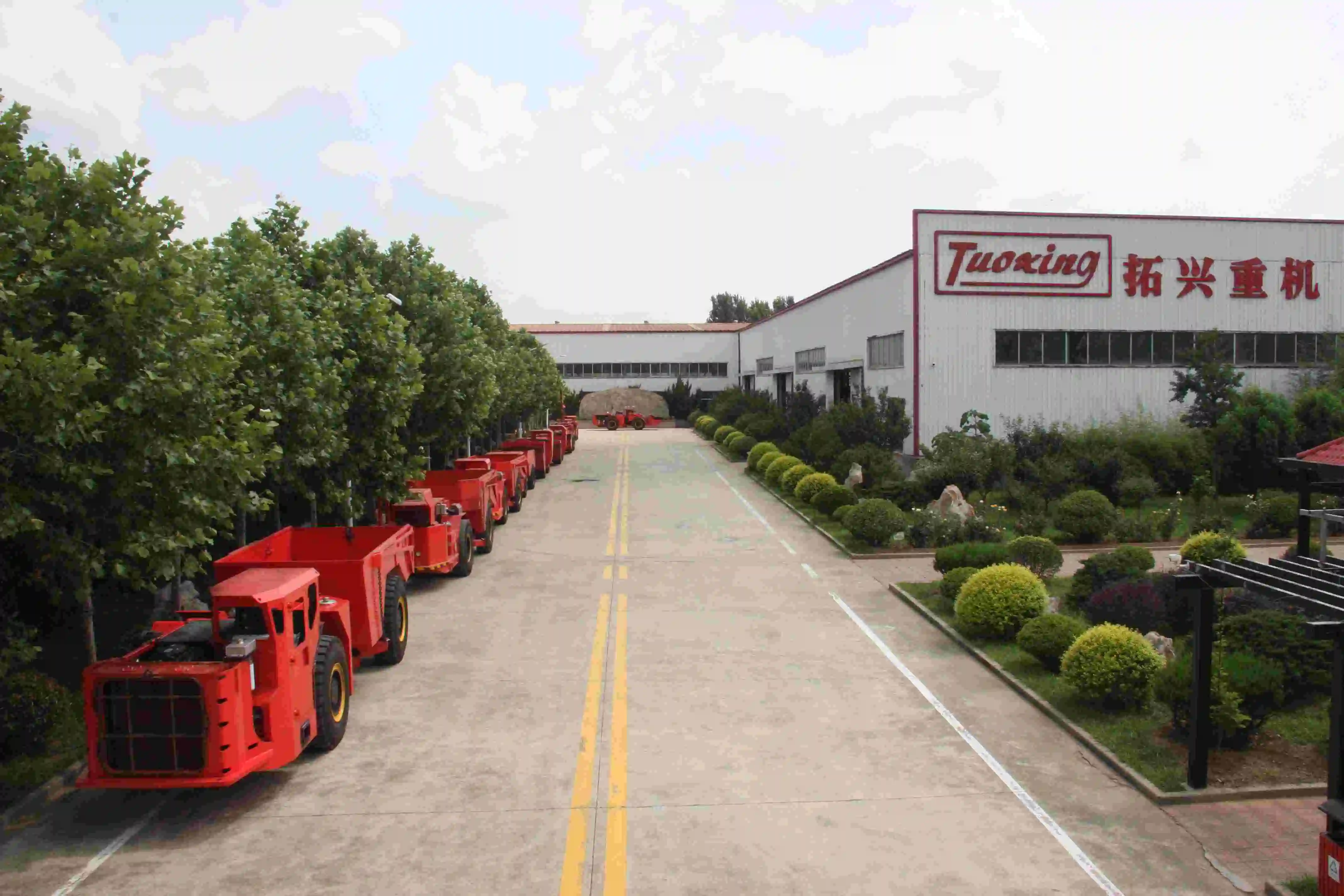 YantaiTuoxing TC-200 Underground Diesel Scooptram Loader for Mining 3 CBM Capacity Made in China