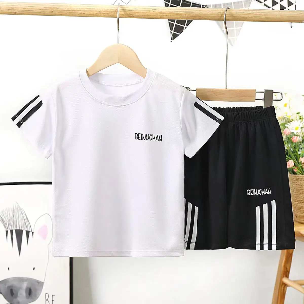 
Wholesale baby sport clothes sets 2021 summer quick dry short sleeves and shorts 2 piece fashion clothes sets for unisex 