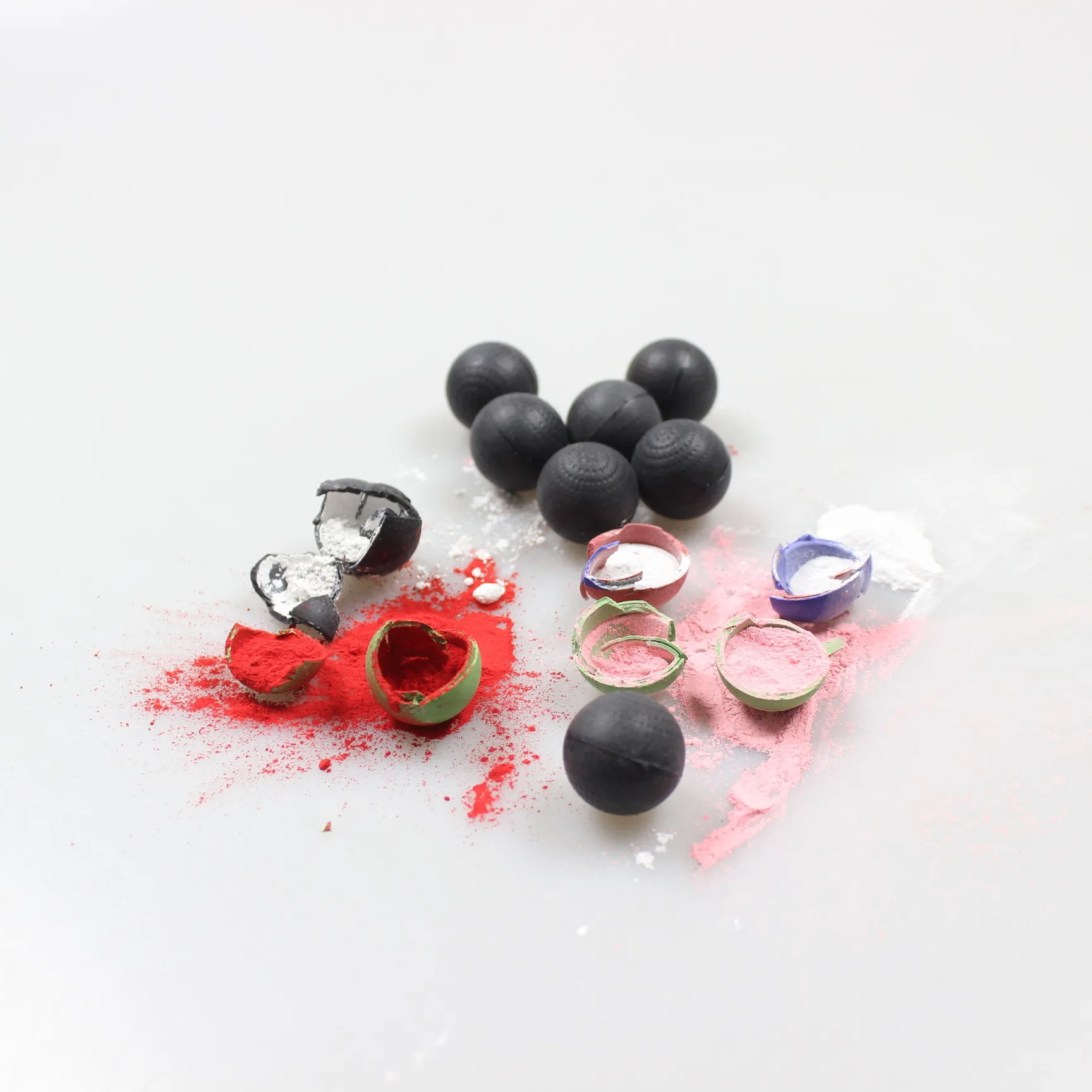 Free Sample 0.68 Caliber Shooting Powder Filled with Calcium Bentonite Custom  Powder Bullet Paint Ball  Paintball Equipment