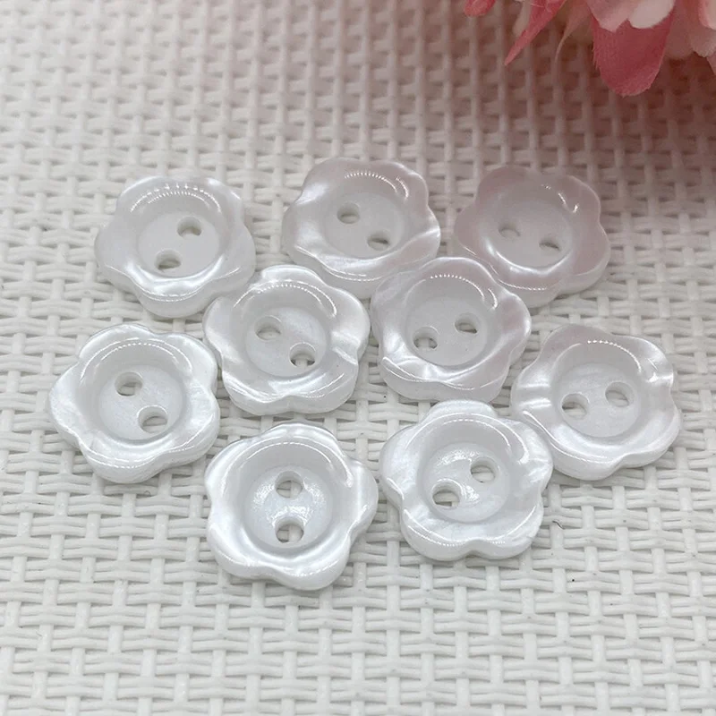 Flower Buttons Round 2-Hole Pearl Resin Buttons  for Crafting Sewing Replacement Knitting Handmade Baby and Kids Sweaters