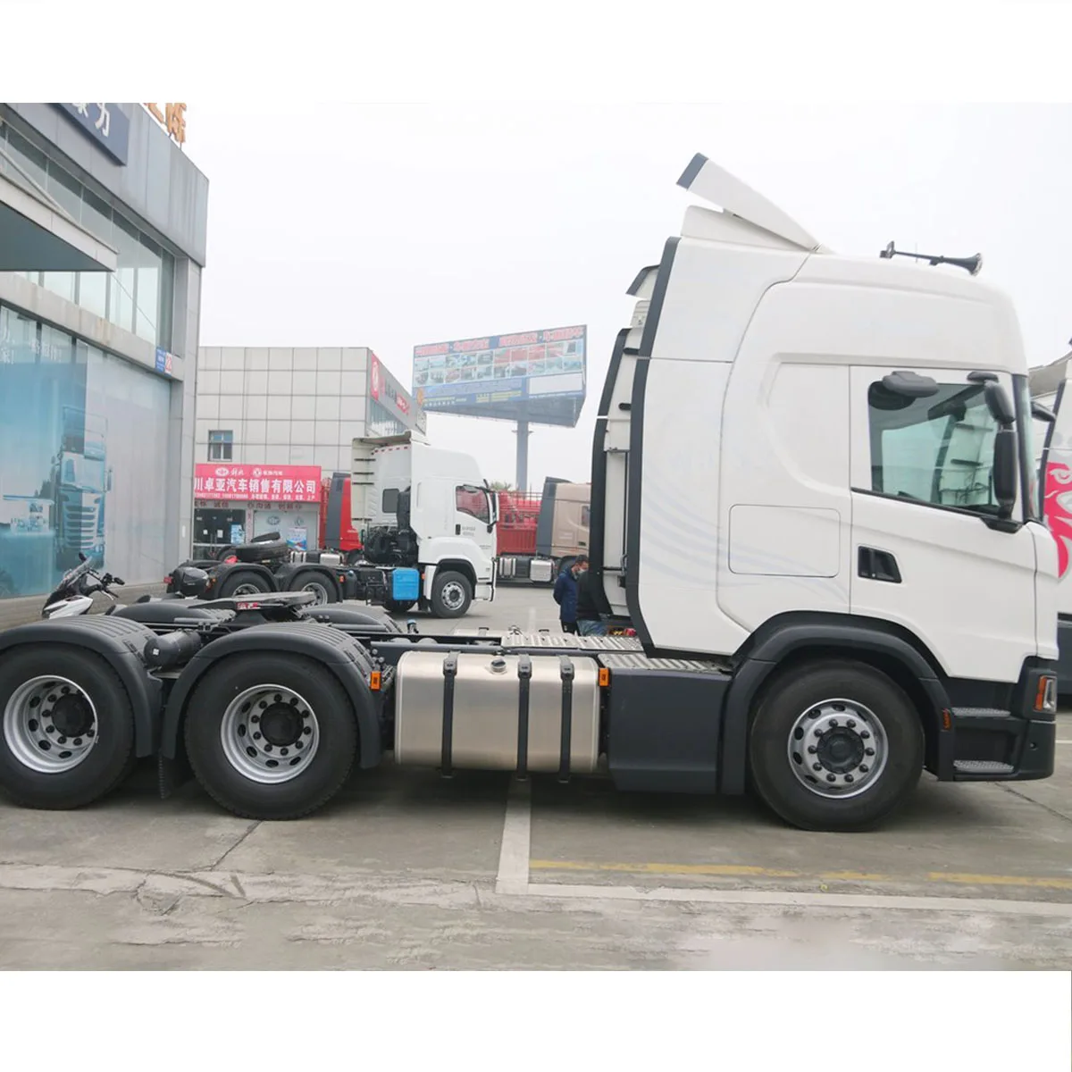 china used 6x4 380HP s cania Tractor Truck trailer Head For Sale