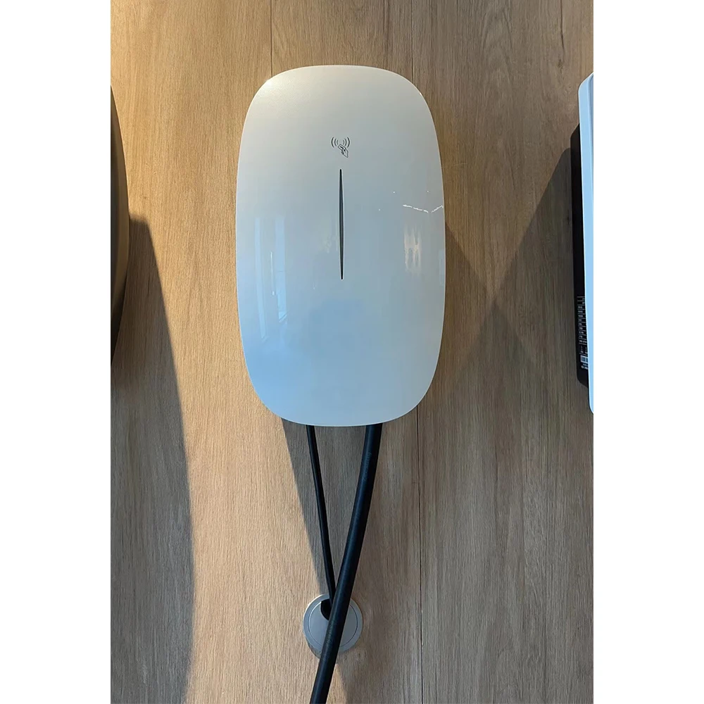 shenzhen ev charger Wholesale High quality 7.4Kw Mode 3 Wallbox 1 Phase 32A  Solar Charging Station EV For Electric Vehicles Car