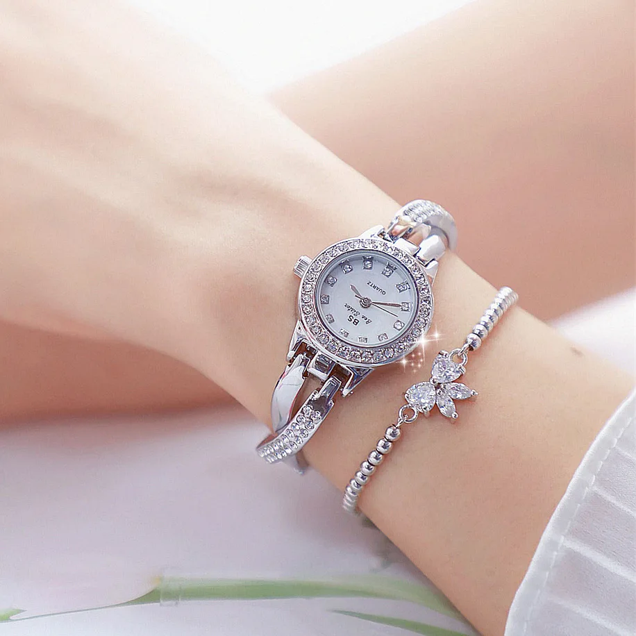 Ladies fashion new gold luxury quartz wrist watches full diamond rhinestone women charm digital watches for girl wholesale