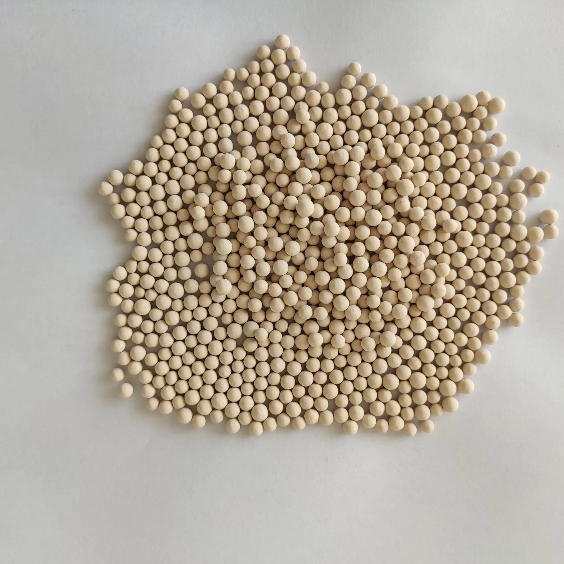 3A molecular sieve adsorbent