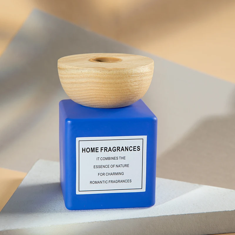 Wholesale Customized Color Square Glass Essential Oill Aroma Reed Diffuser Bottle With Wooden Lid