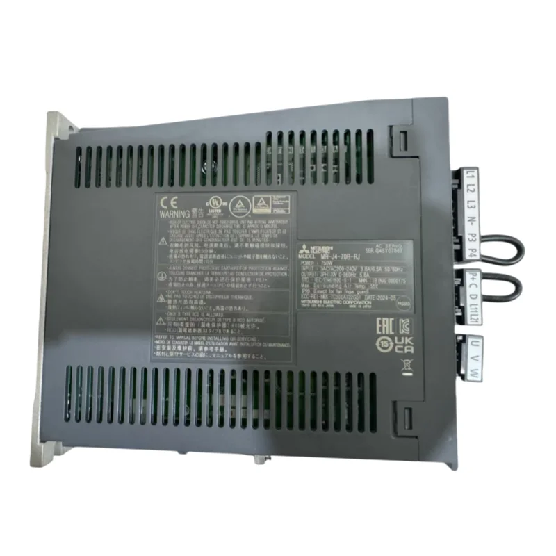 Оригинальный Новый MR-J4-20B-RJ MR-J4-40B-RJ для Mitsubishi AC Servo Driver
