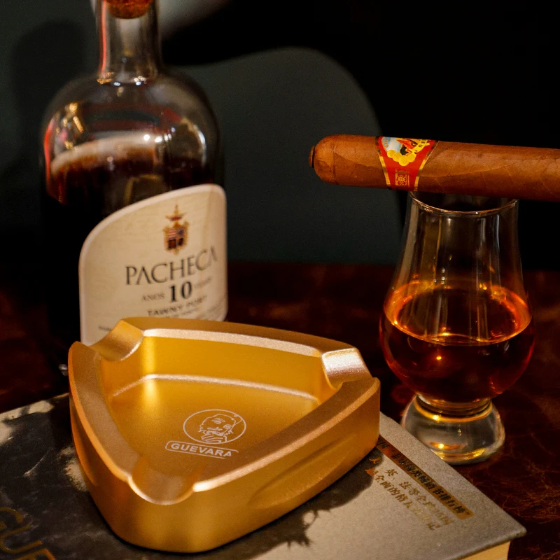 Best Price Army Green Unique Custom For Cigars Portable Pocket Ashtray