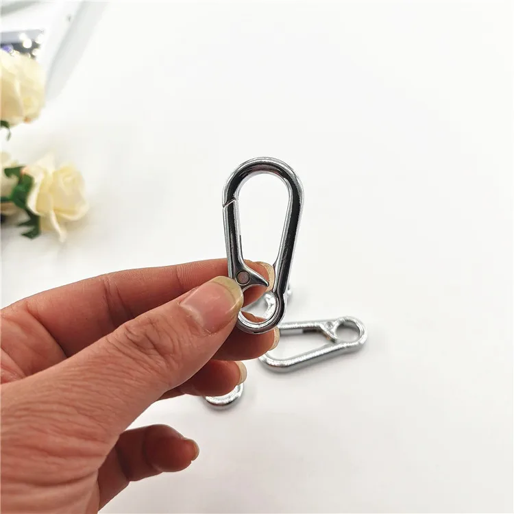 
Manufacturers supply zinc alloy spring ring mountaineering buckle outdoor travel bag hook polished waist hanging key chain hook 