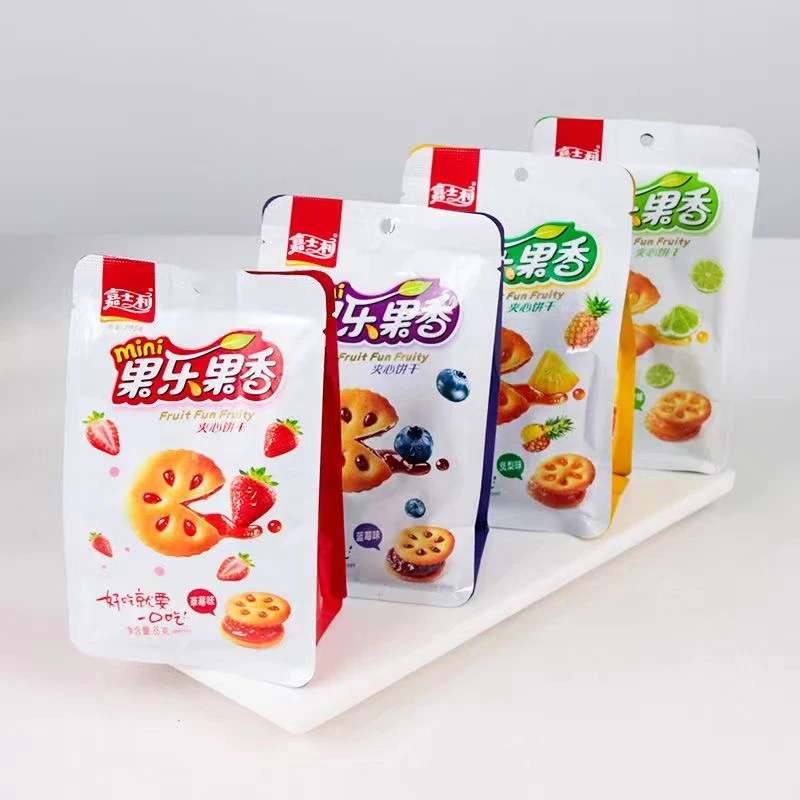 Wholesale Customized Delicious Chinese Snacks Strawberry Blueberry Jam Sandwich Biscuit Cookie 85g